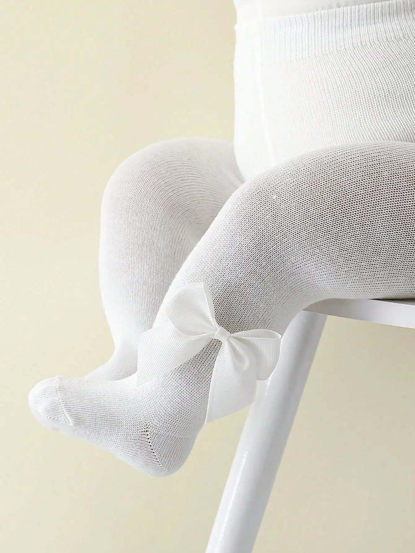 1 Pack of Sweet and Cute Bow-Decorated All-Match Bottoming Pantyhose for Baby Girls and Babies in All Seasons